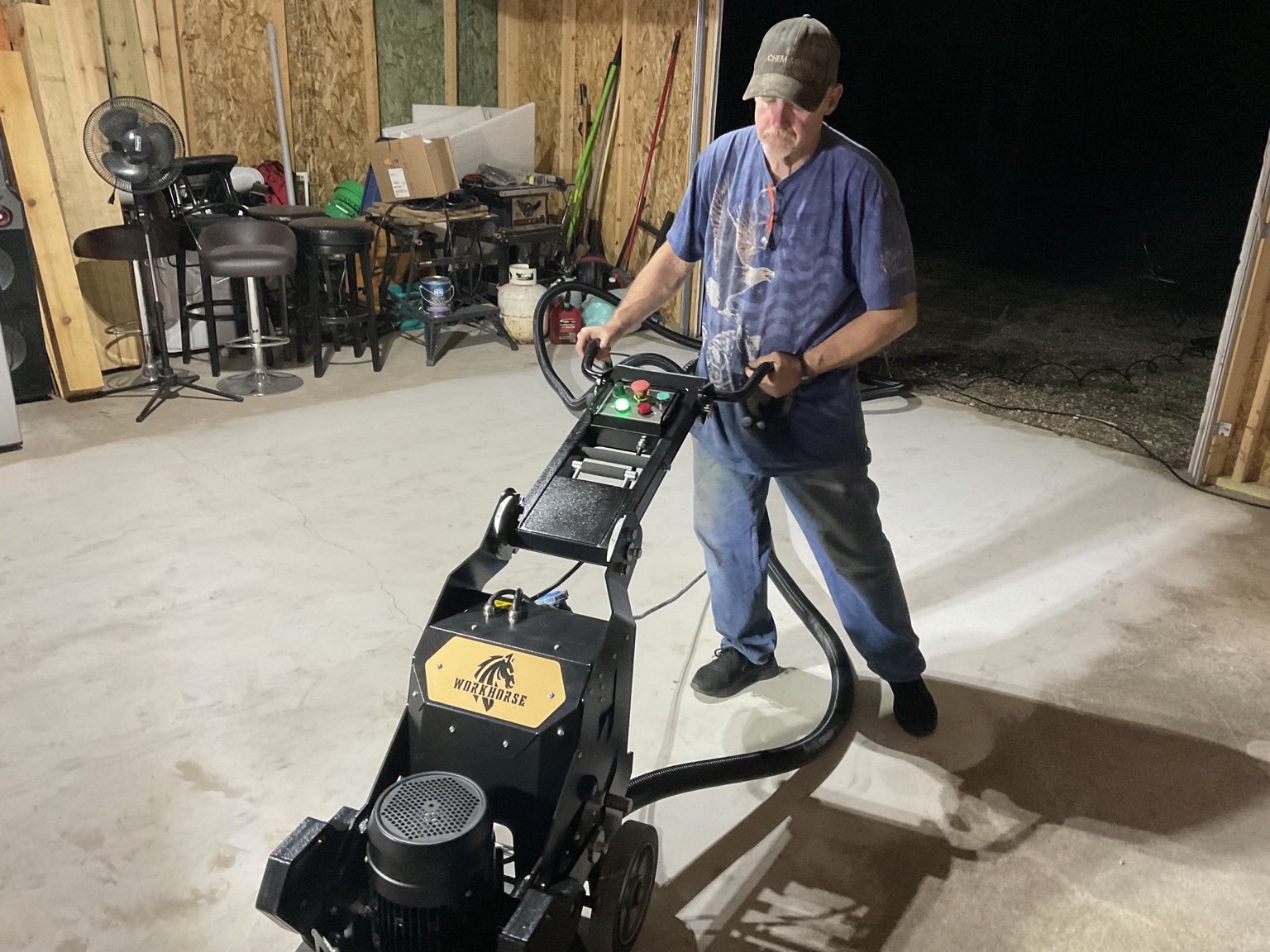 Concrete floor grinding during preparation